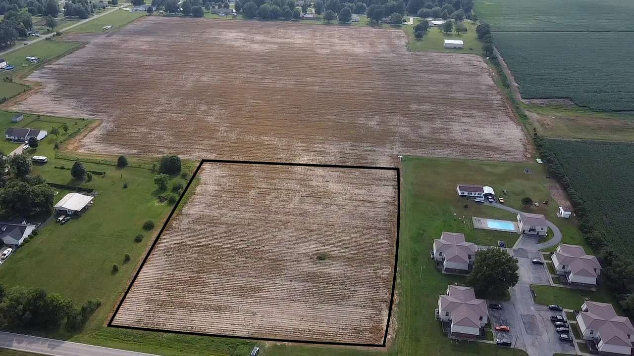 3.15 Acres of Land for Sale in Sikeston, Missouri