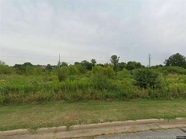 10 Acres of Land for Sale in Broken Arrow, Oklahoma