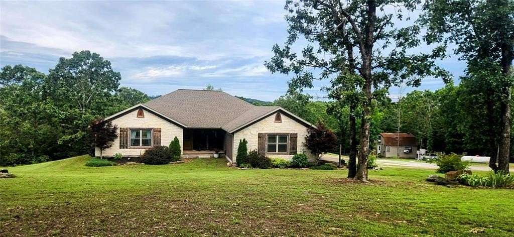 5 Acres of Residential Land with Home for Sale in Huntsville, Arkansas