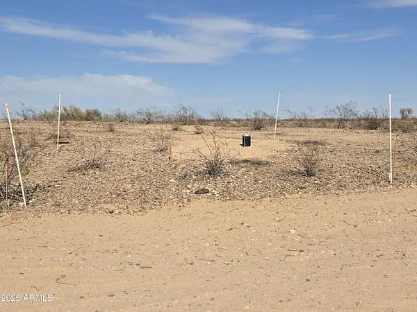 1.25 Acres of Residential Land for Sale in Tonopah, Arizona