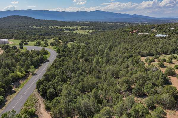 1 Acre of Residential Land for Sale in Tijeras, New Mexico