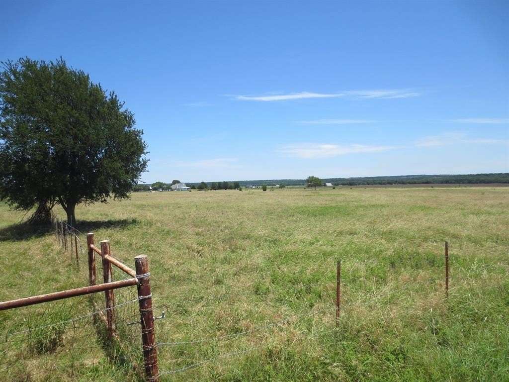 15.5 Acres of Land for Sale in McGregor, Texas
