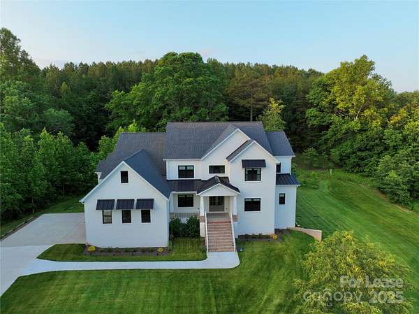 32 Acres of Land with Home for Lease in Morganton, North Carolina