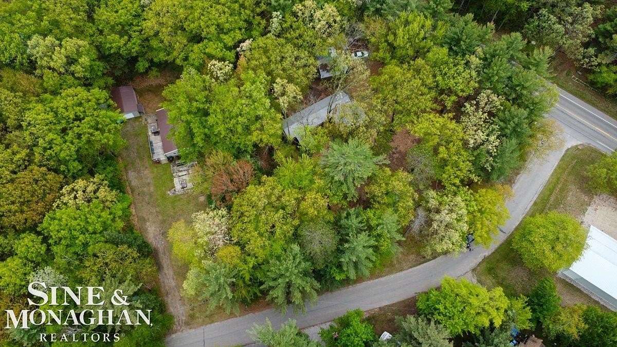 0.35 Acres of Residential Land for Sale in Houghton Lake, Michigan