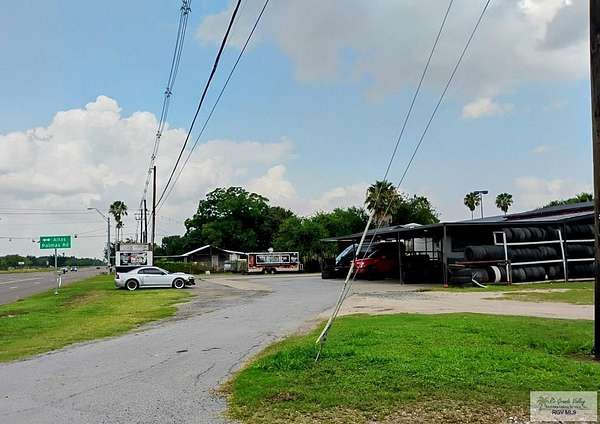 3.5 Acres of Improved Mixed-Use Land for Sale in Harlingen, Texas