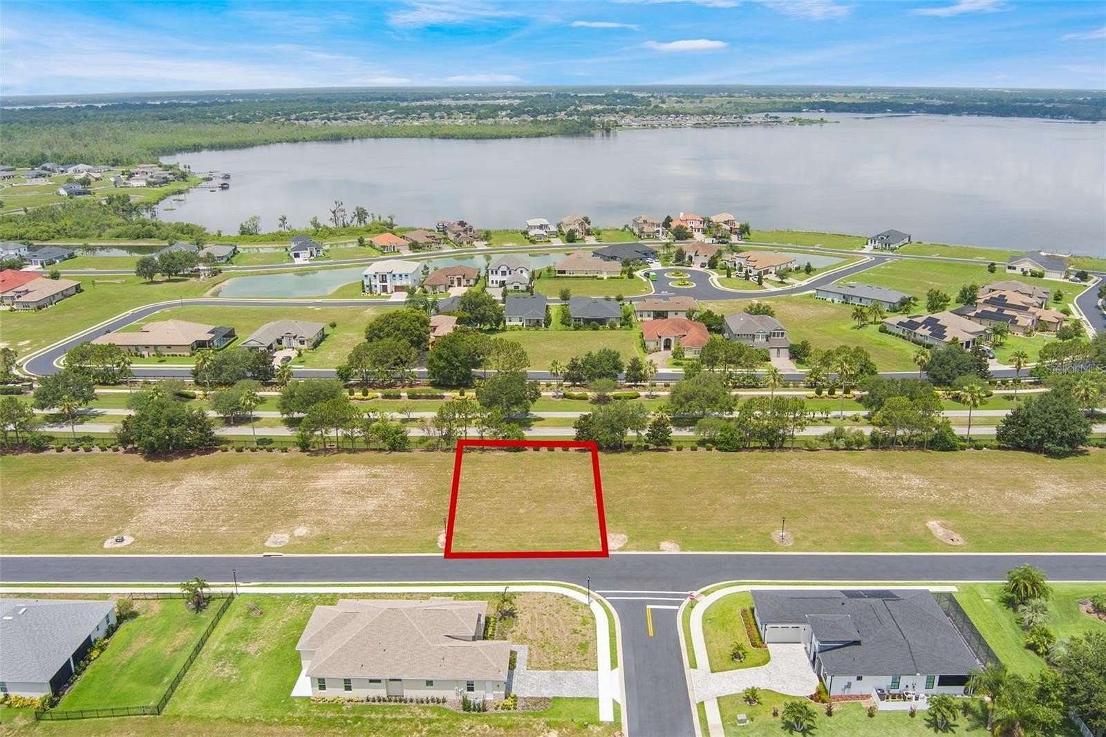 0.27 Acres of Residential Land for Sale in Lake Alfred, Florida