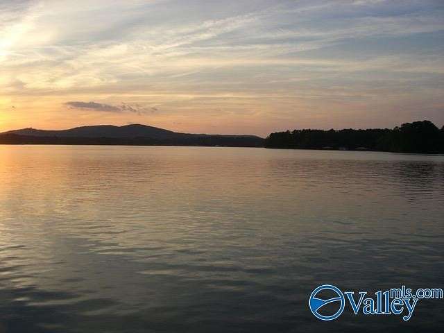 1 Acre of Residential Land for Sale in Scottsboro, Alabama