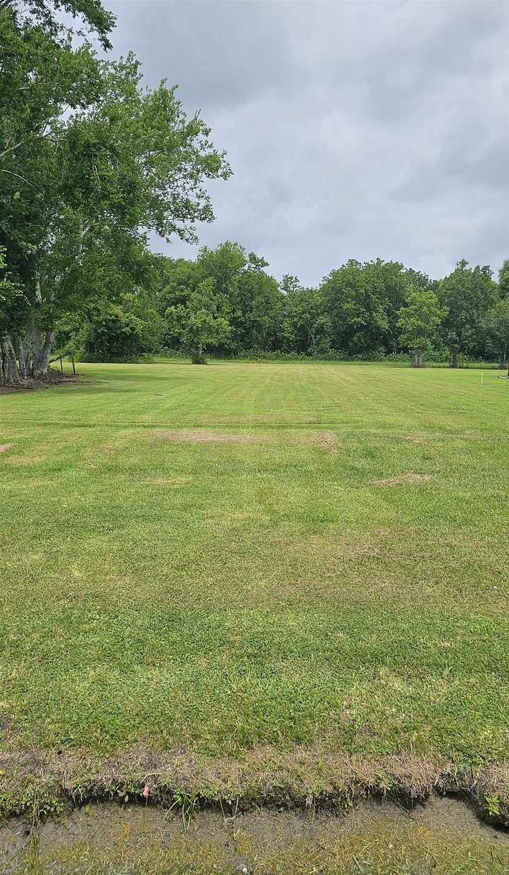 0.4 Acres of Land for Sale in Raceland, Louisiana