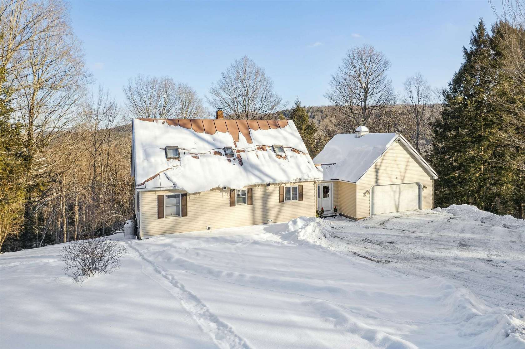 3.15 Acres of Residential Land with Home for Sale in Barnard, Vermont