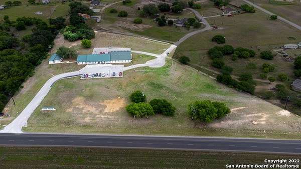 6.2 Acres of Improved Commercial Land for Sale in Floresville, Texas