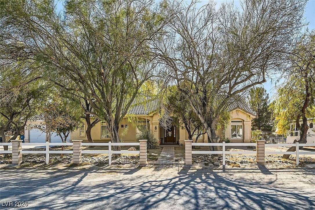 5 Acres of Land with Home for Sale in Las Vegas, Nevada