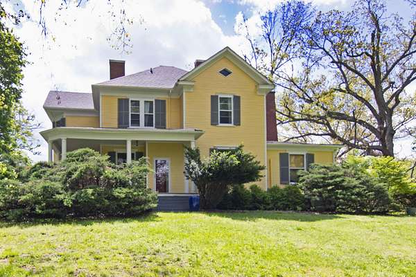 4.24 Acres of Residential Land with Home for Sale in Lewisburg, West Virginia