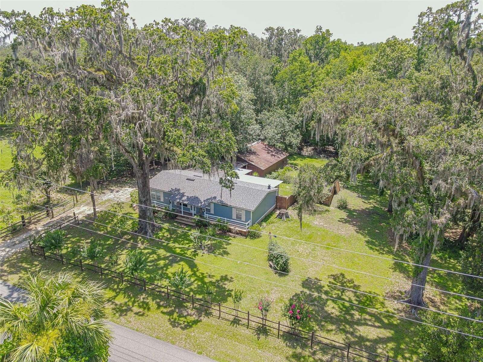 10 Acres of Recreational Land with Home for Sale in Lake Panasoffkee, Florida