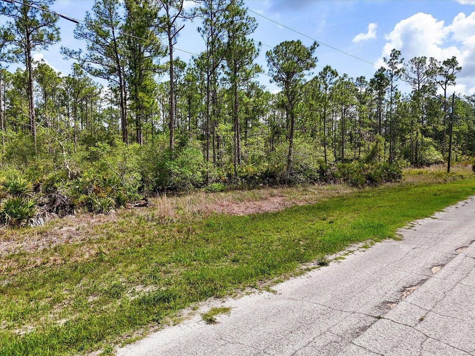 1.74 Acres of Residential Land for Sale in Lake Wales, Florida