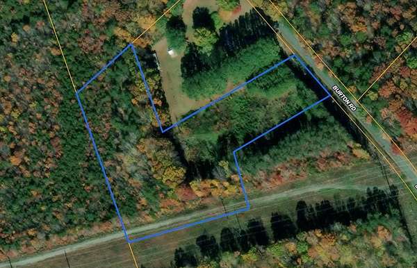 4.86 Acres of Residential Land for Sale in Scottsburg, Virginia