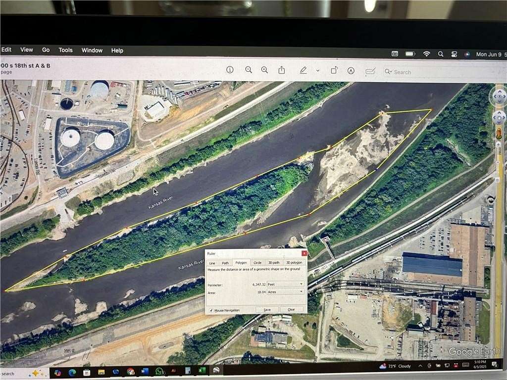 18 Acres of Land for Sale in Kansas City, Kansas