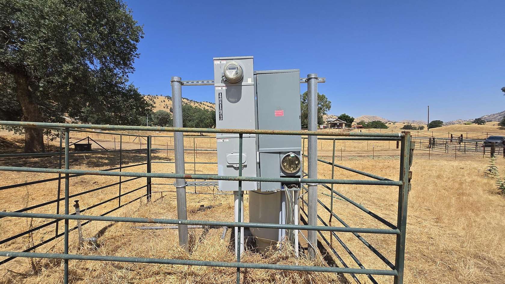 4.88 Acres of Residential Land for Sale in Springville, California