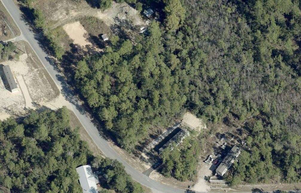 0.67 Acres of Residential Land for Sale in DeFuniak Springs, Florida