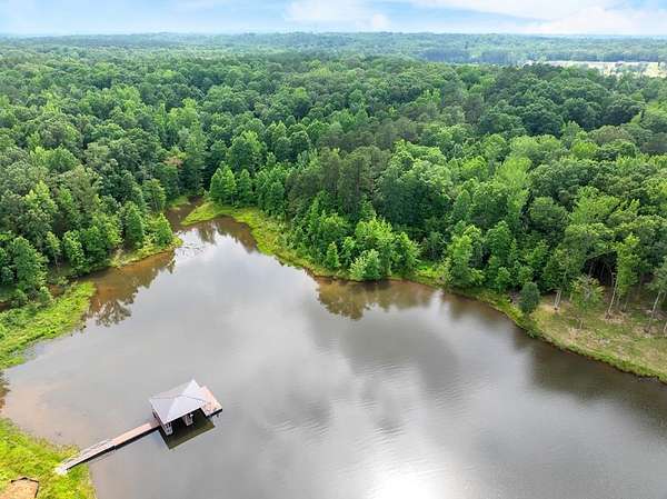 30 Acres of Land for Sale in Huntingdon, Tennessee