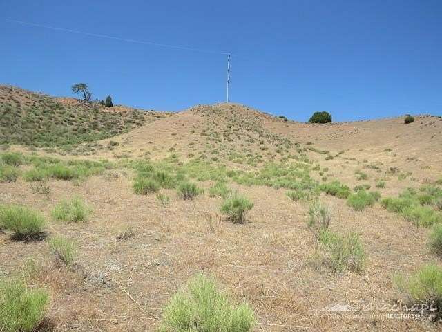 10 Acres of Agricultural Land for Sale in Tehachapi, California