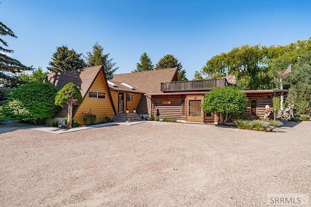 12 Acres of Land with Home for Sale in Blackfoot, Idaho