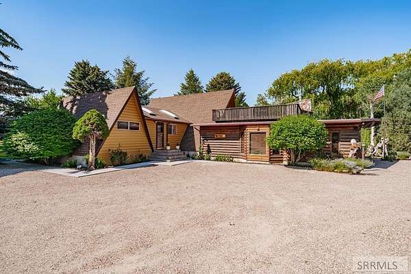 12 Acres of Land with Home for Sale in Blackfoot, Idaho