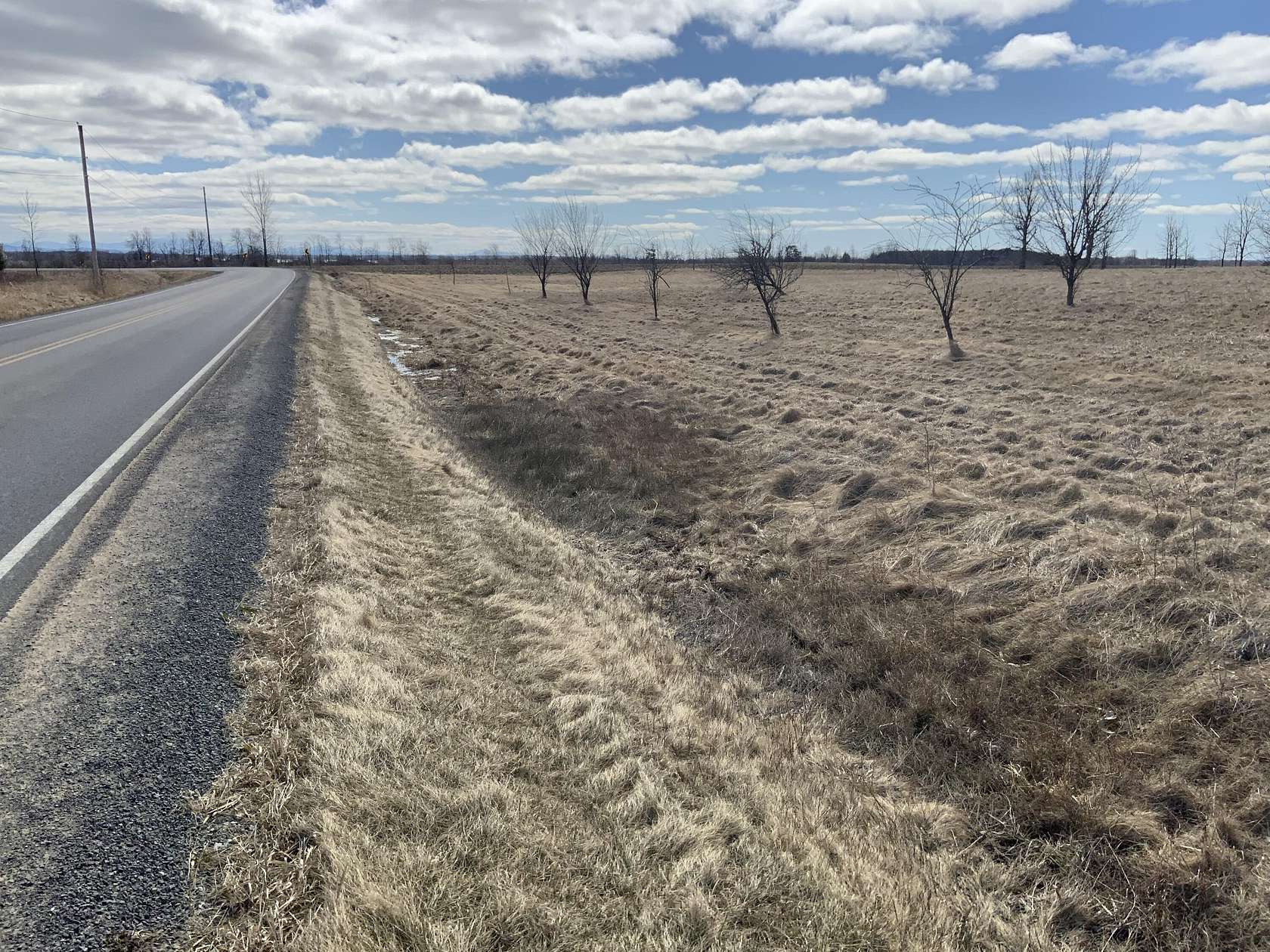 1 Acre of Residential Land for Sale in Champlain, New York