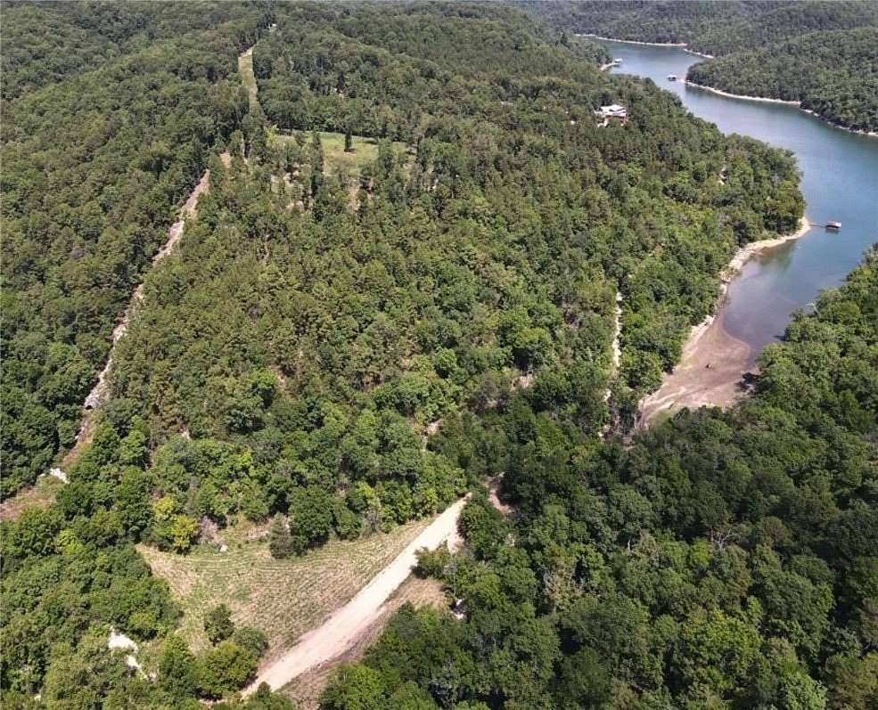 18.2 Acres of Land for Sale in Eureka Springs, Arkansas