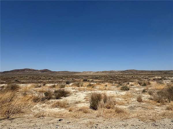 5 Acres of Land for Sale in Hinkley, California