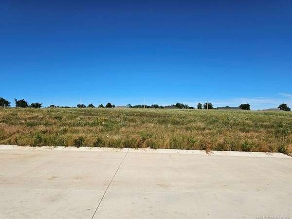 0.54 Acres of Residential Land for Sale in Tahlequah, Oklahoma