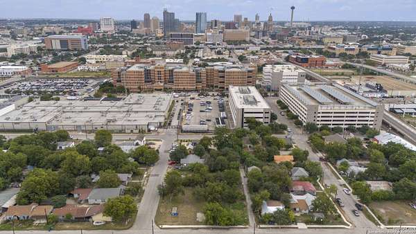 0.06 Acres of Mixed-Use Land for Sale in San Antonio, Texas