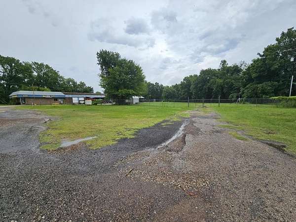 3.5 Acres of Improved Commercial Land for Sale in Palestine, Texas