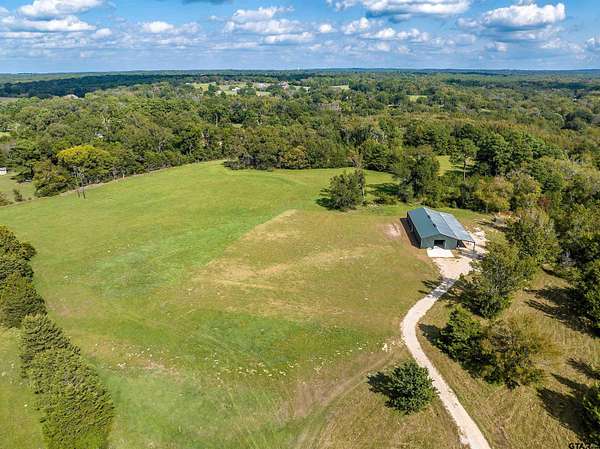 16.9 Acres of Land with Home for Sale in Tyler, Texas