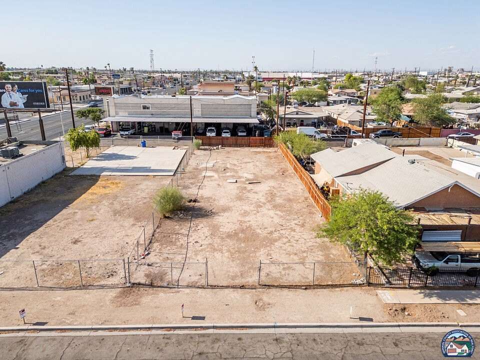 0.16 Acres of Commercial Land for Sale in El Centro, California