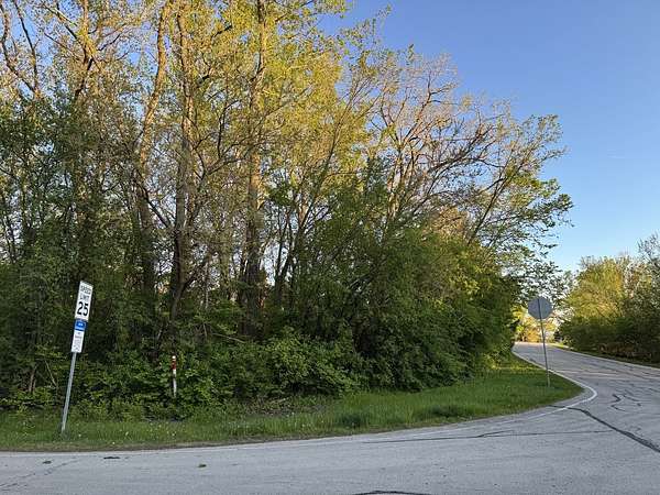 0.49 Acres of Residential Land for Sale in Naperville, Illinois