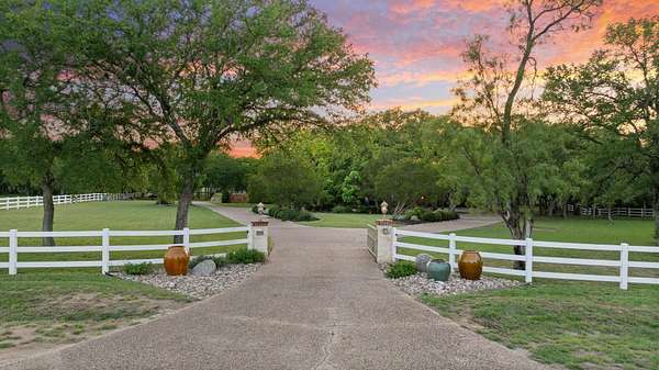 4.7 Acres of Residential Land with Home for Sale in Horseshoe Bay, Texas