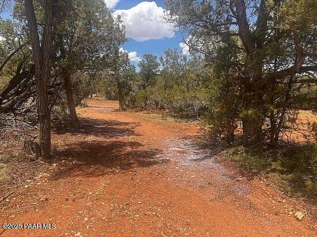 2.26 Acres of Residential Land for Sale in Seligman, Arizona