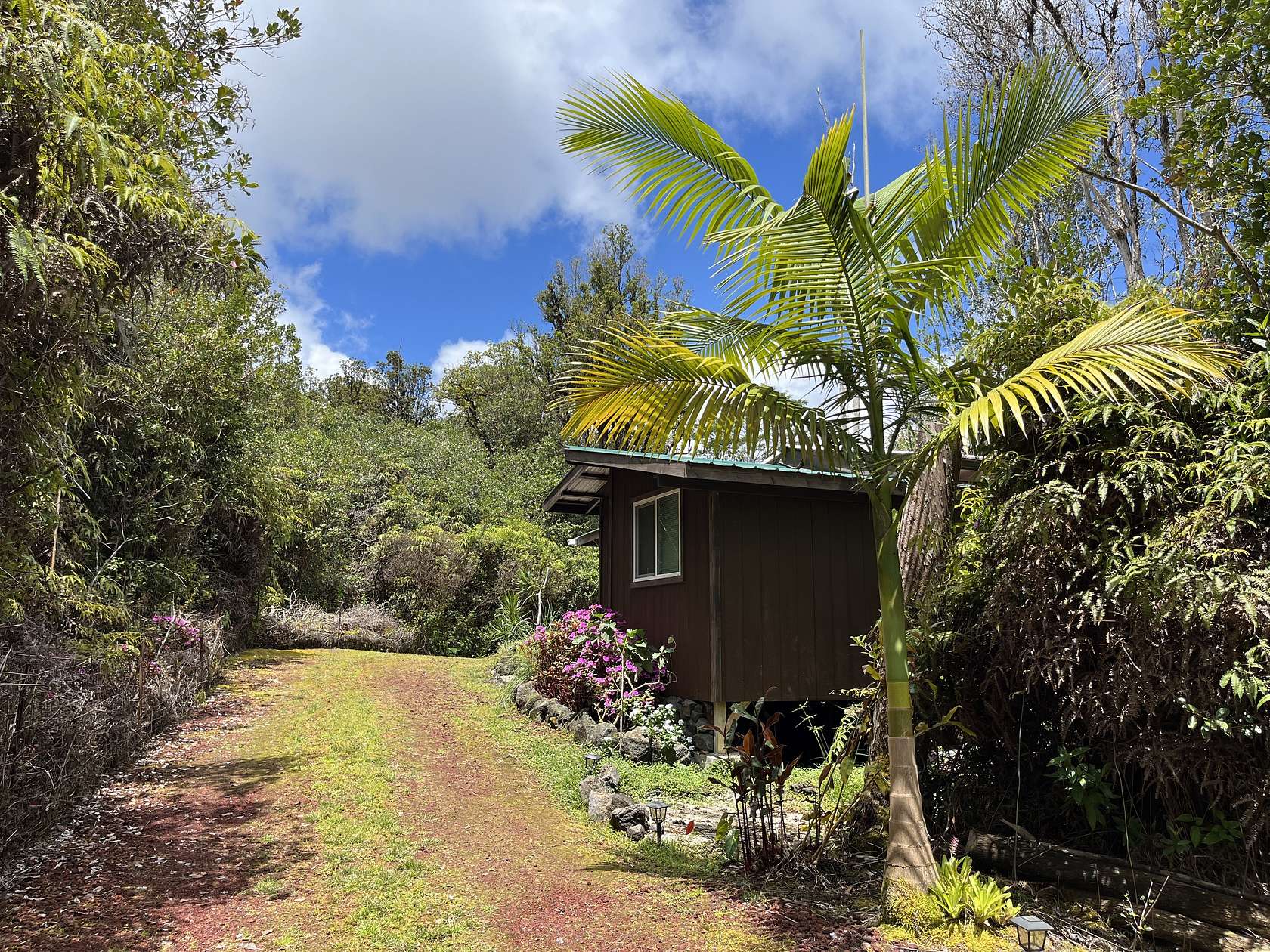 2 Acres of Residential Land with Home for Sale in Mountain View, Hawaii