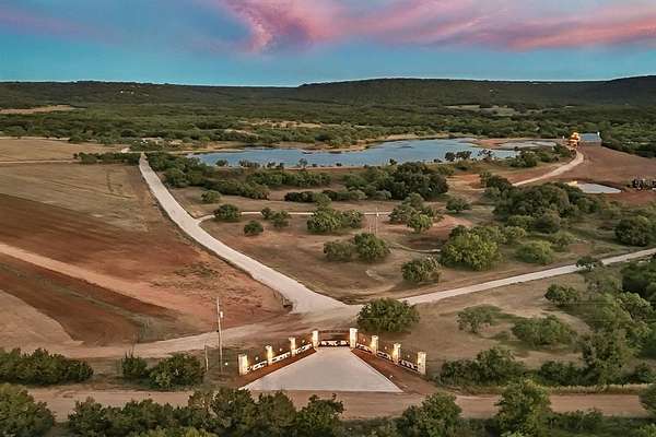 555 Acres of Improved Land for Sale in Lawn, Texas