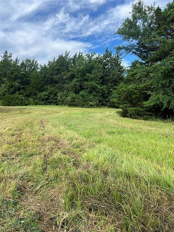 12 Acres of Recreational Land & Farm for Sale in Sulphur Springs, Texas