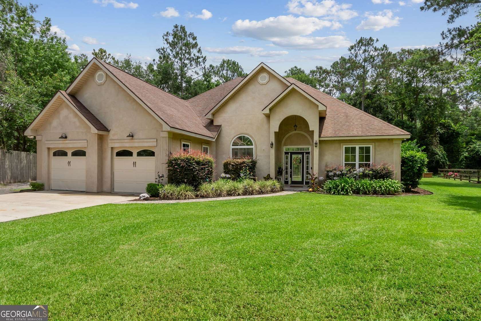 6.38 Acres of Land with Home for Sale in Brunswick, Georgia