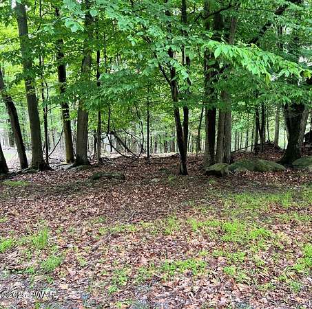 0.28 Acres of Land for Sale in Lake Ariel, Pennsylvania