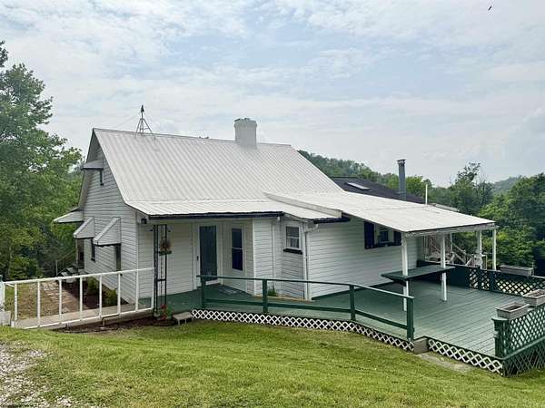 3.58 Acres of Residential Land with Home for Sale in Fairmont, West Virginia