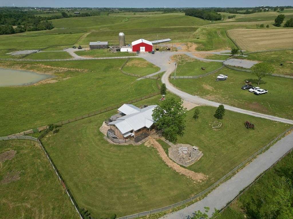 432 Acres of Agricultural Land with Home for Sale in Flemingsburg, Kentucky