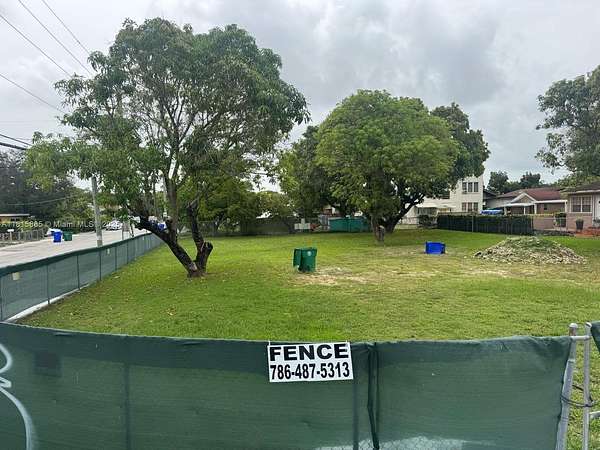 0.33 Acres of Residential Land for Sale in Miami, Florida