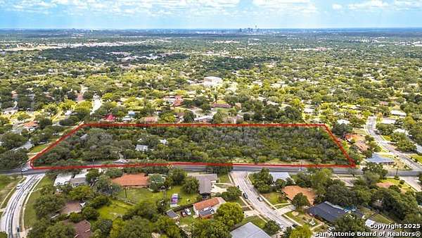 5.9 Acres of Improved Residential Land for Sale in San Antonio, Texas