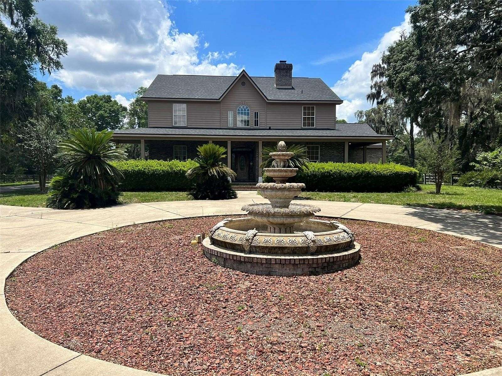 12.7 Acres of Land with Home for Lease in Ocala, Florida