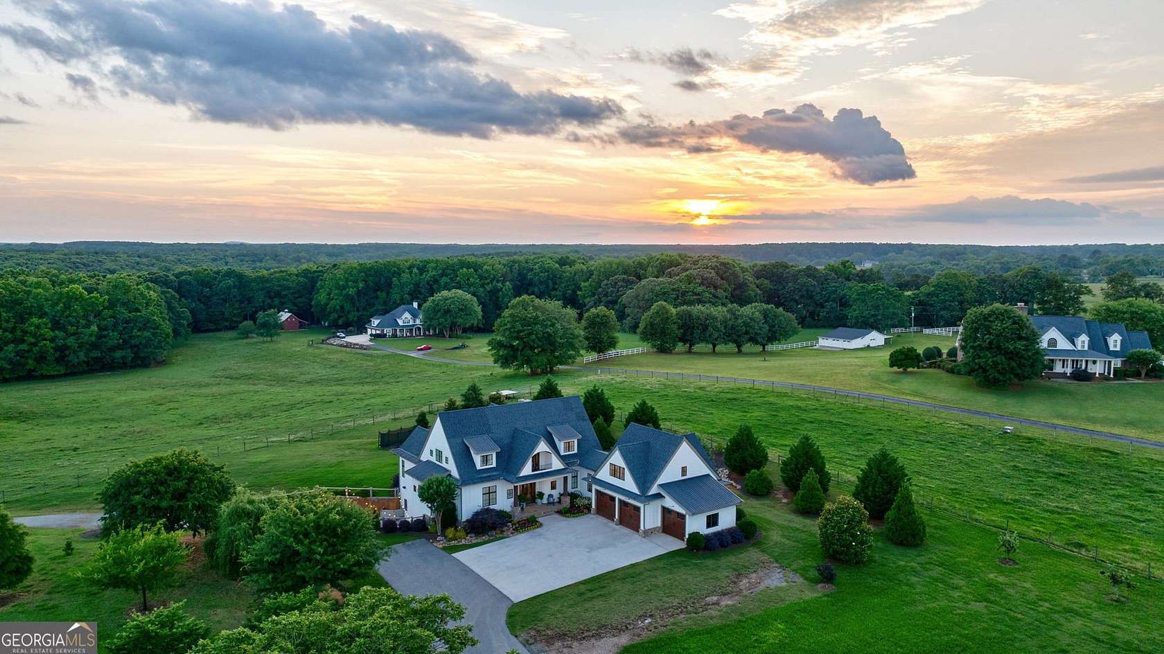 5.5 Acres of Residential Land with Home for Sale in Good Hope, Georgia