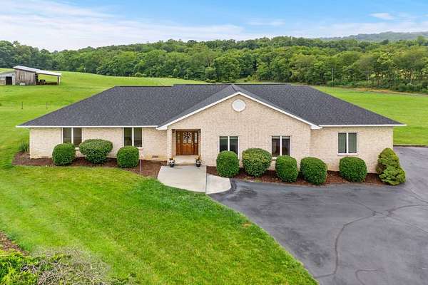 16.6 Acres of Land with Home for Sale in New Market, Virginia