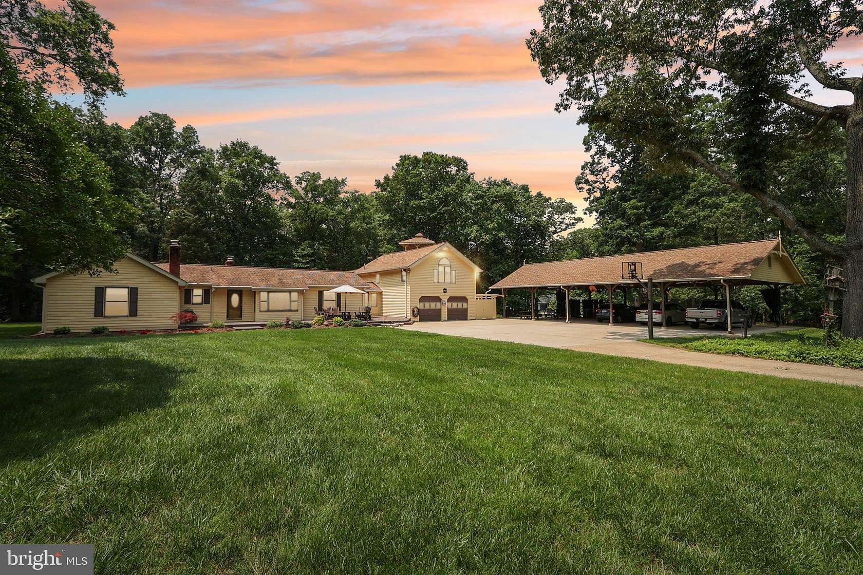 6.27 Acres of Residential Land with Home for Sale in Accokeek, Maryland